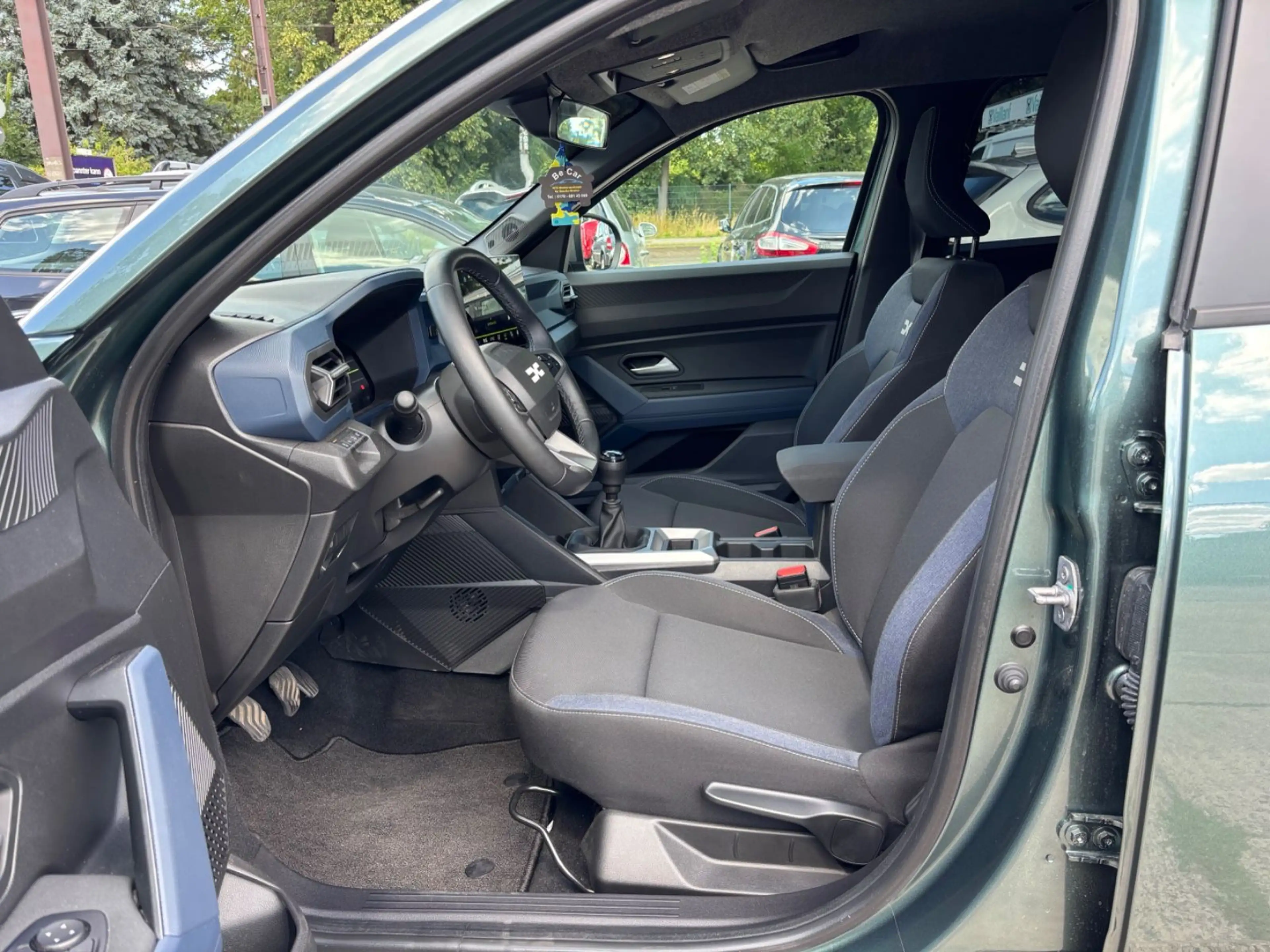 Dacia Bigster TCe 140 Mild-Hybrid 1-Hand Klima Kamera — photo 12