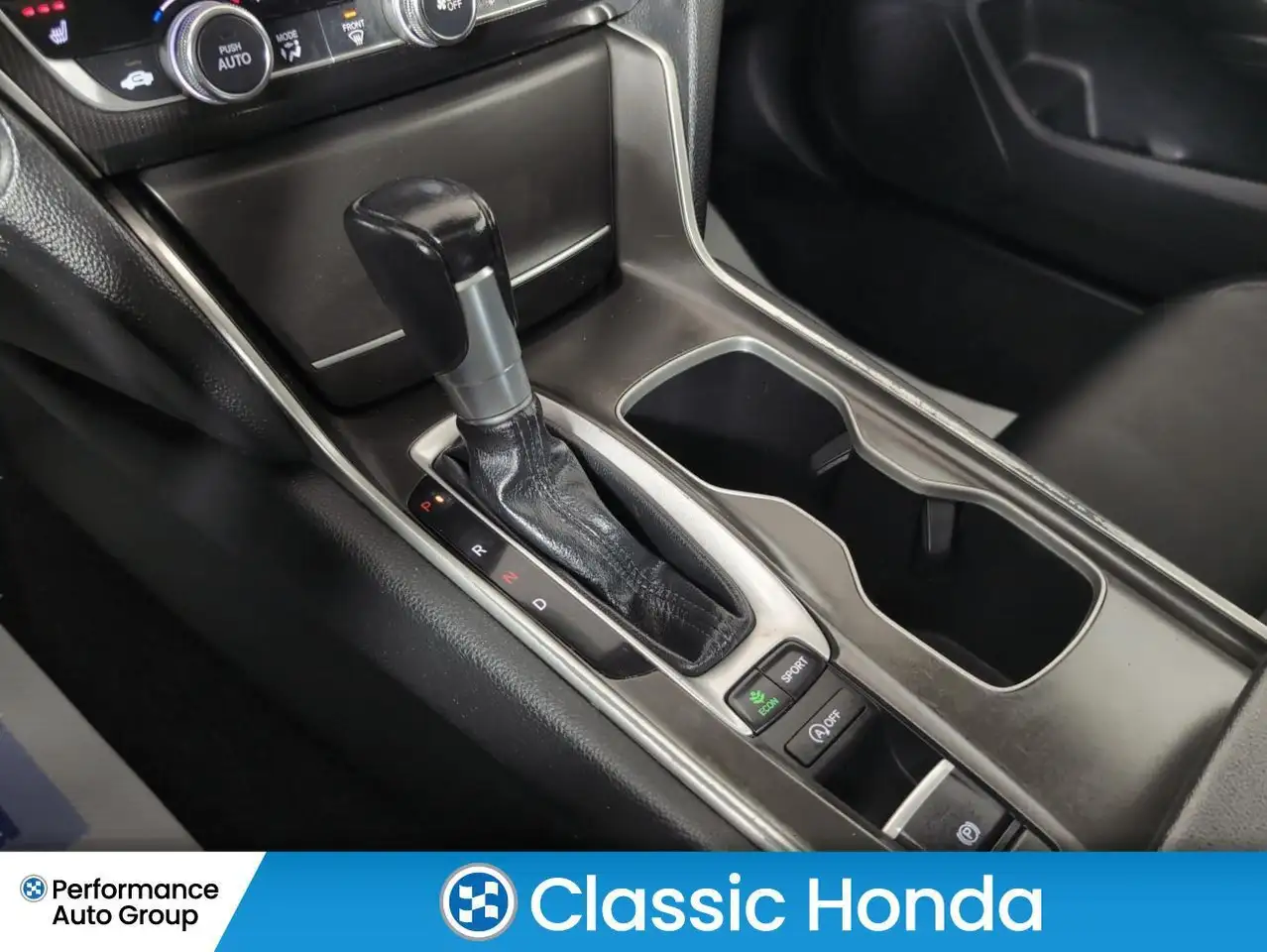Honda Accord снимка Honda Accord