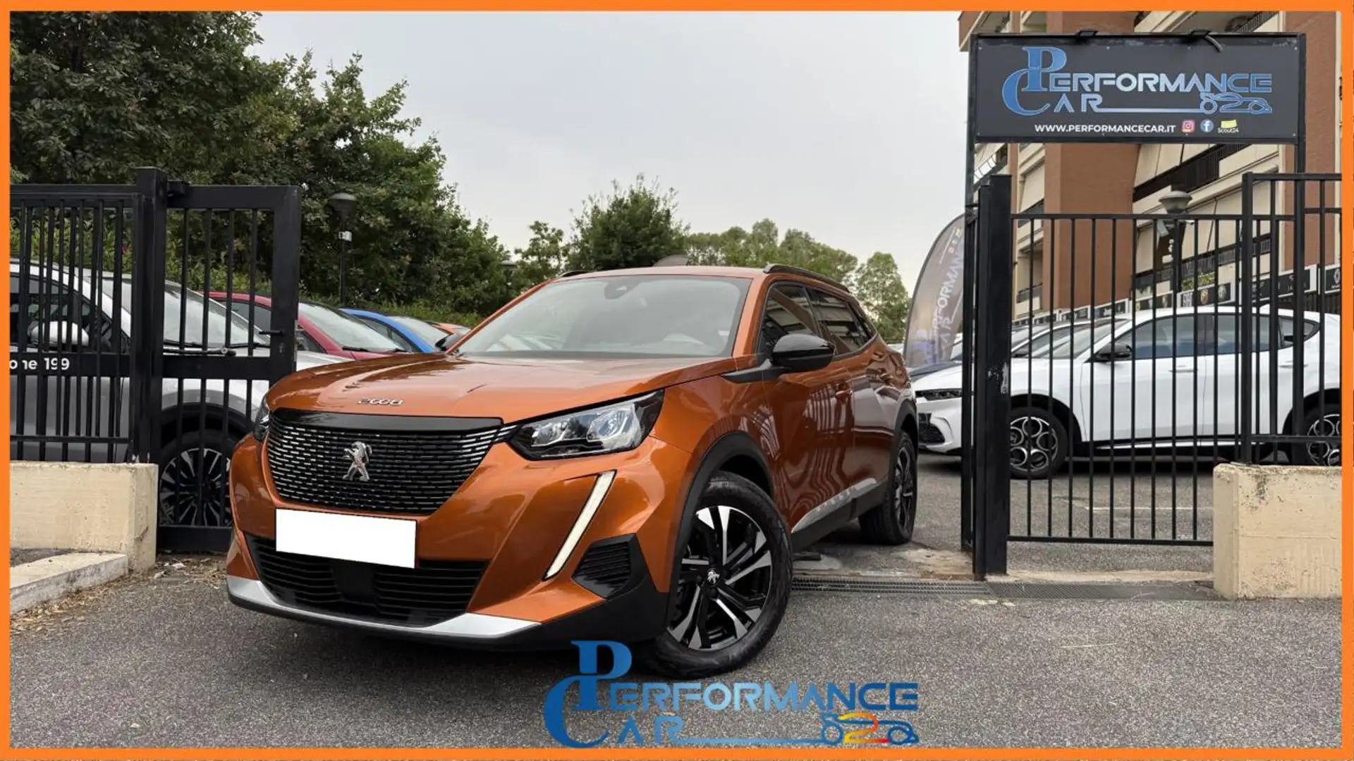 Peugeot 2008 1.2PURETECH 100CV S&S ALLURE*C.L.17*FULL LED*NAVI* Arancione - 1