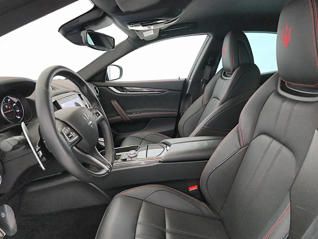 Maserati Ghibli 2025 — фото 12