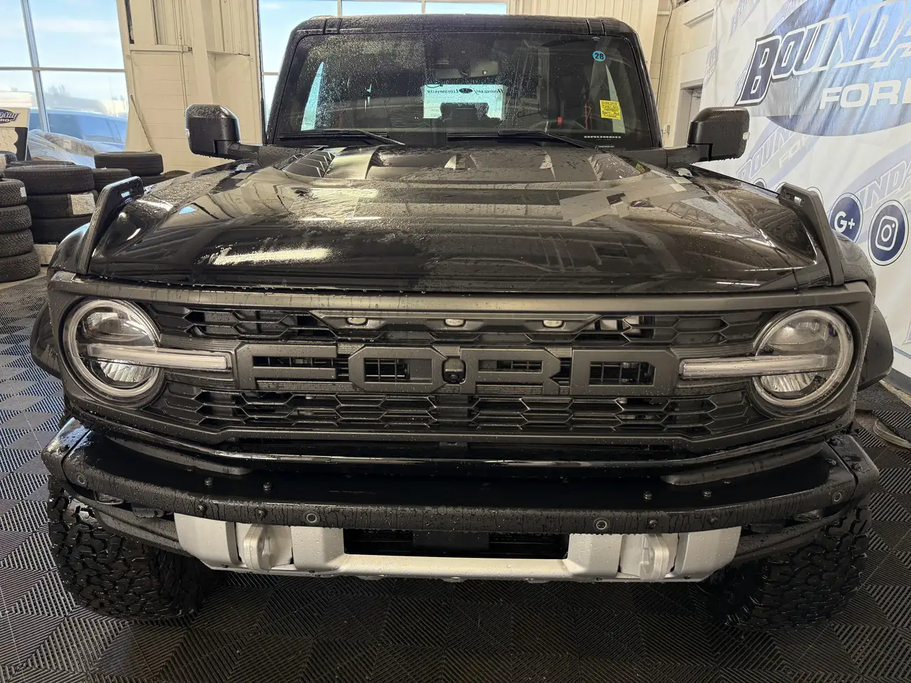 Ford Bronco снимка Ford Bronco