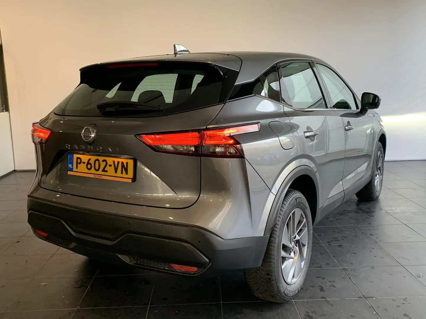 Nissan Qashqai 1.3 MHEV 158 Xtronic Business Access AUTOMAAT | RO Gris - 2