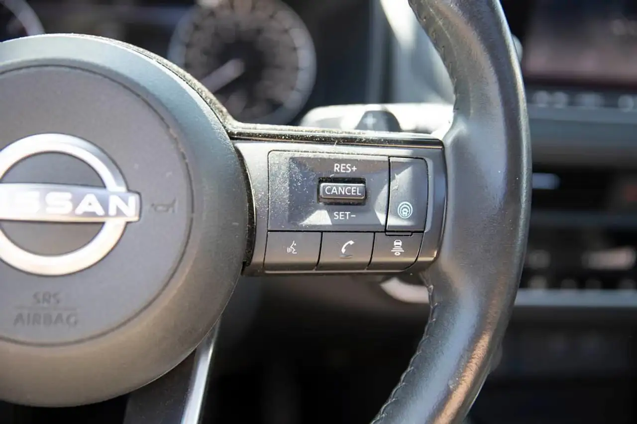 Nissan Rogue fotografie Nissan Rogue