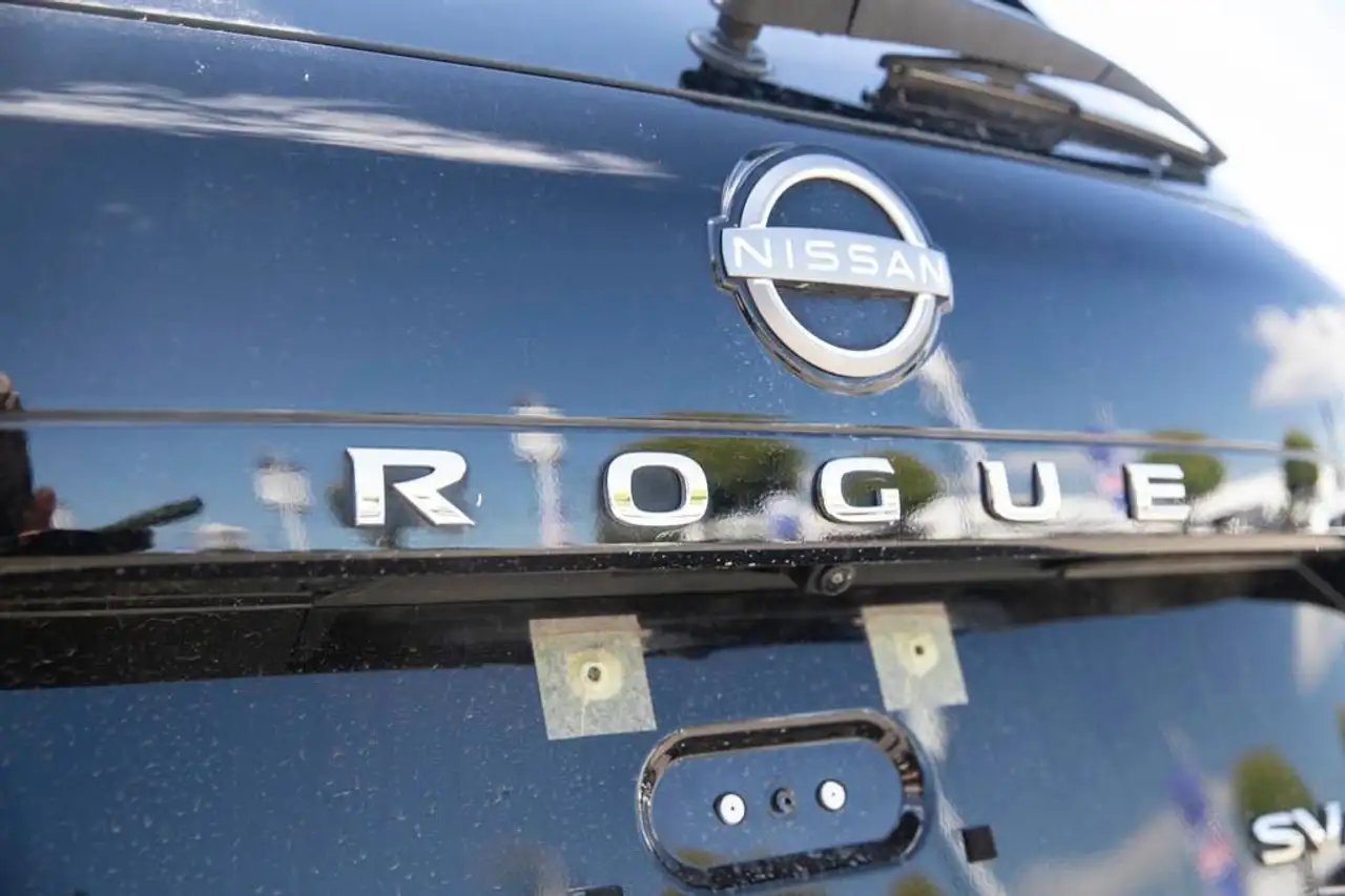 Nissan Rogue fotografie Nissan Rogue