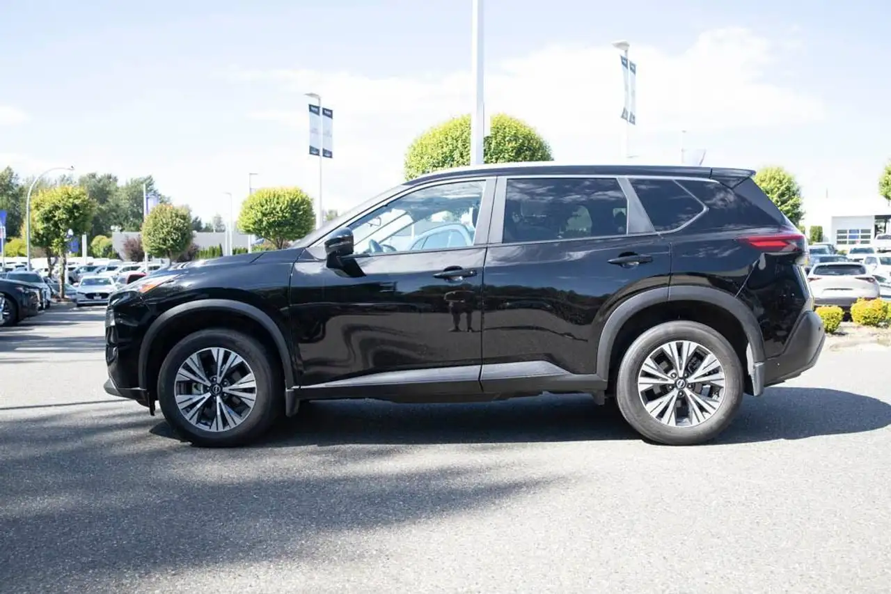 Nissan Rogue fotografie Nissan Rogue