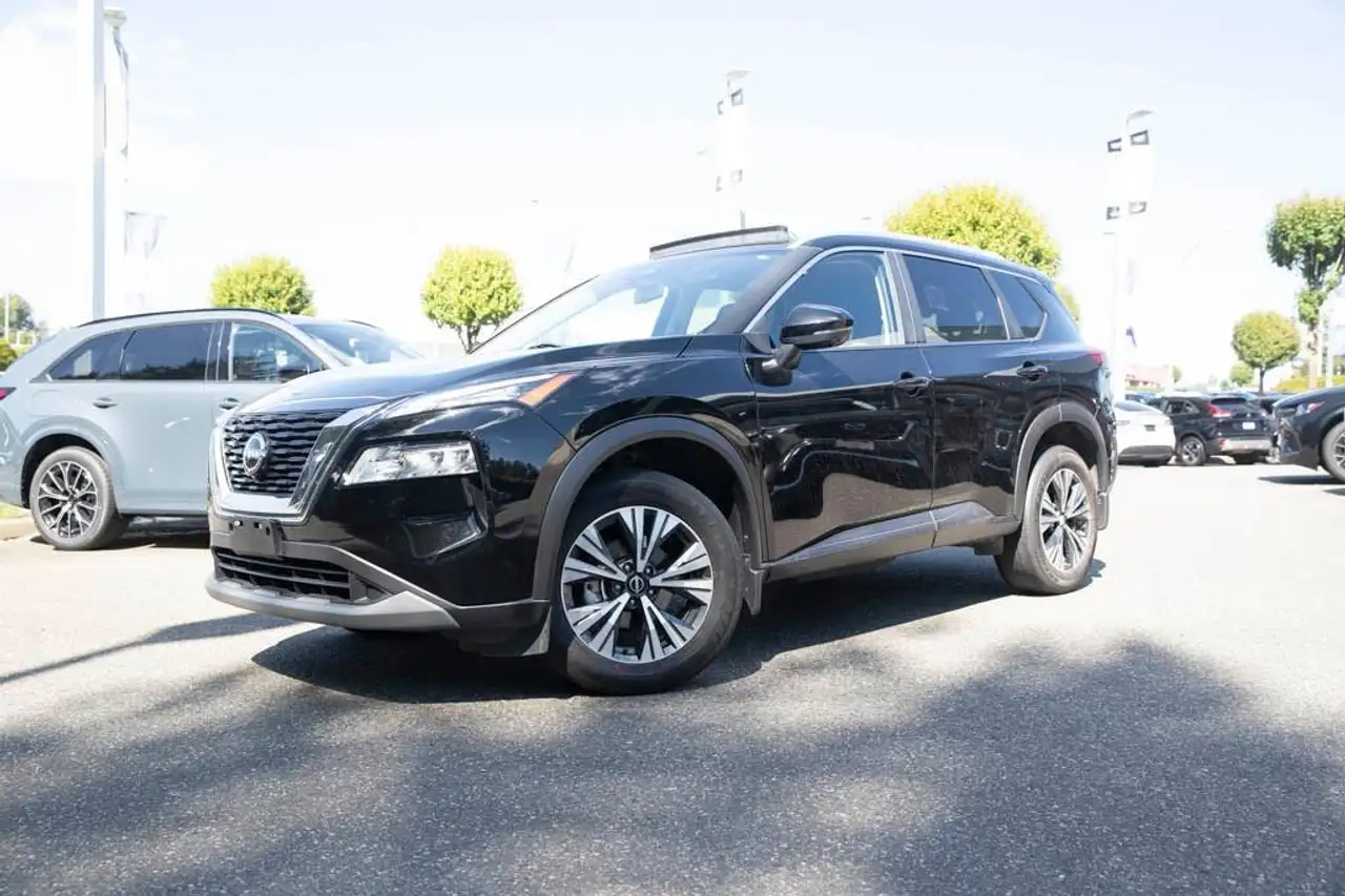 Nissan Rogue fotografie Nissan Rogue