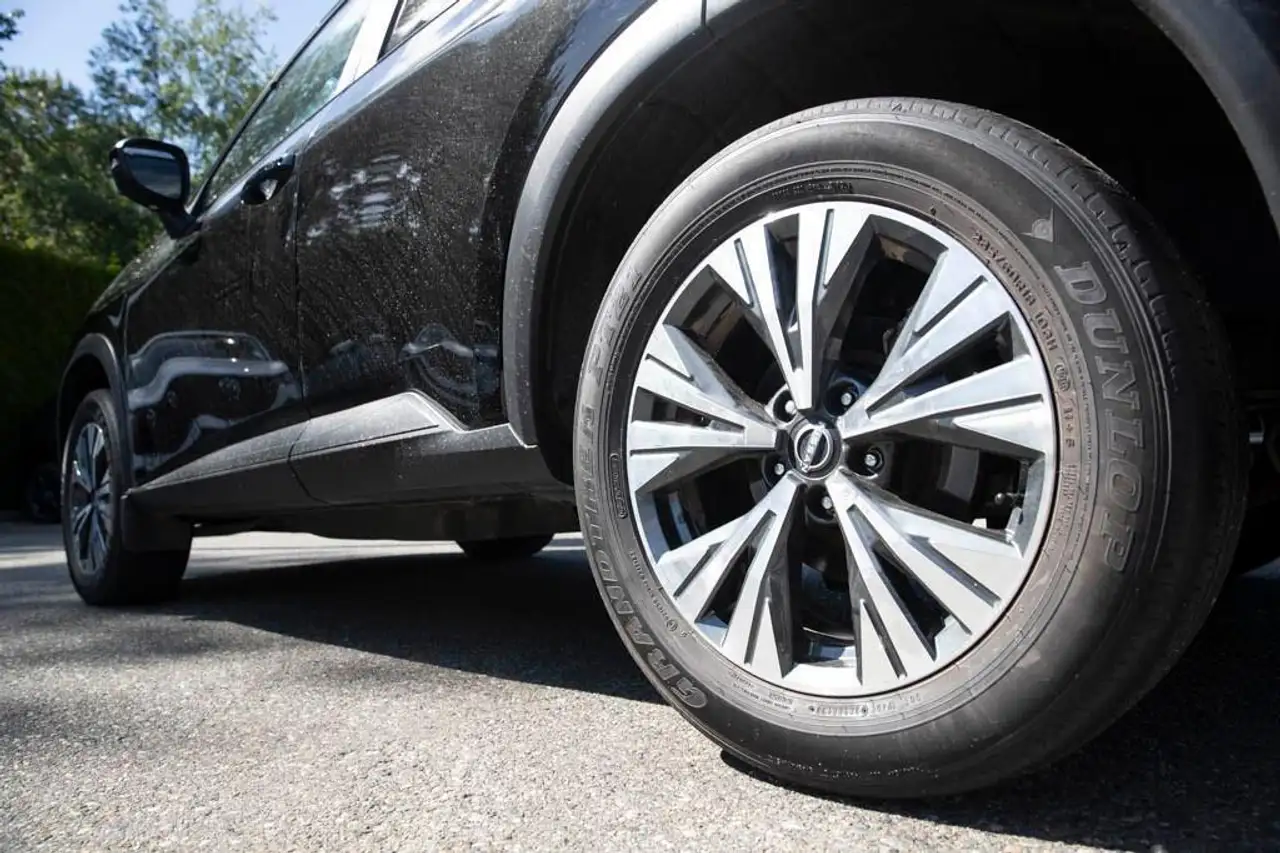 Nissan Rogue fotografie Nissan Rogue