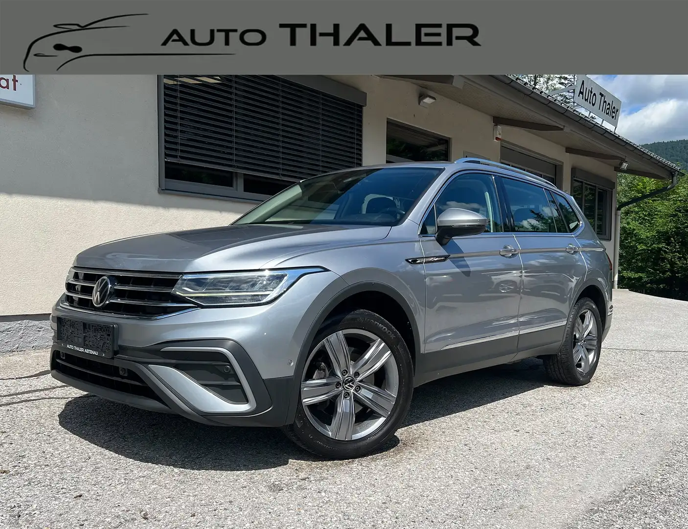Volkswagen Tiguan Allspace 2,0 TDI SCR DSG 4Motion R-Line Silber - 1
