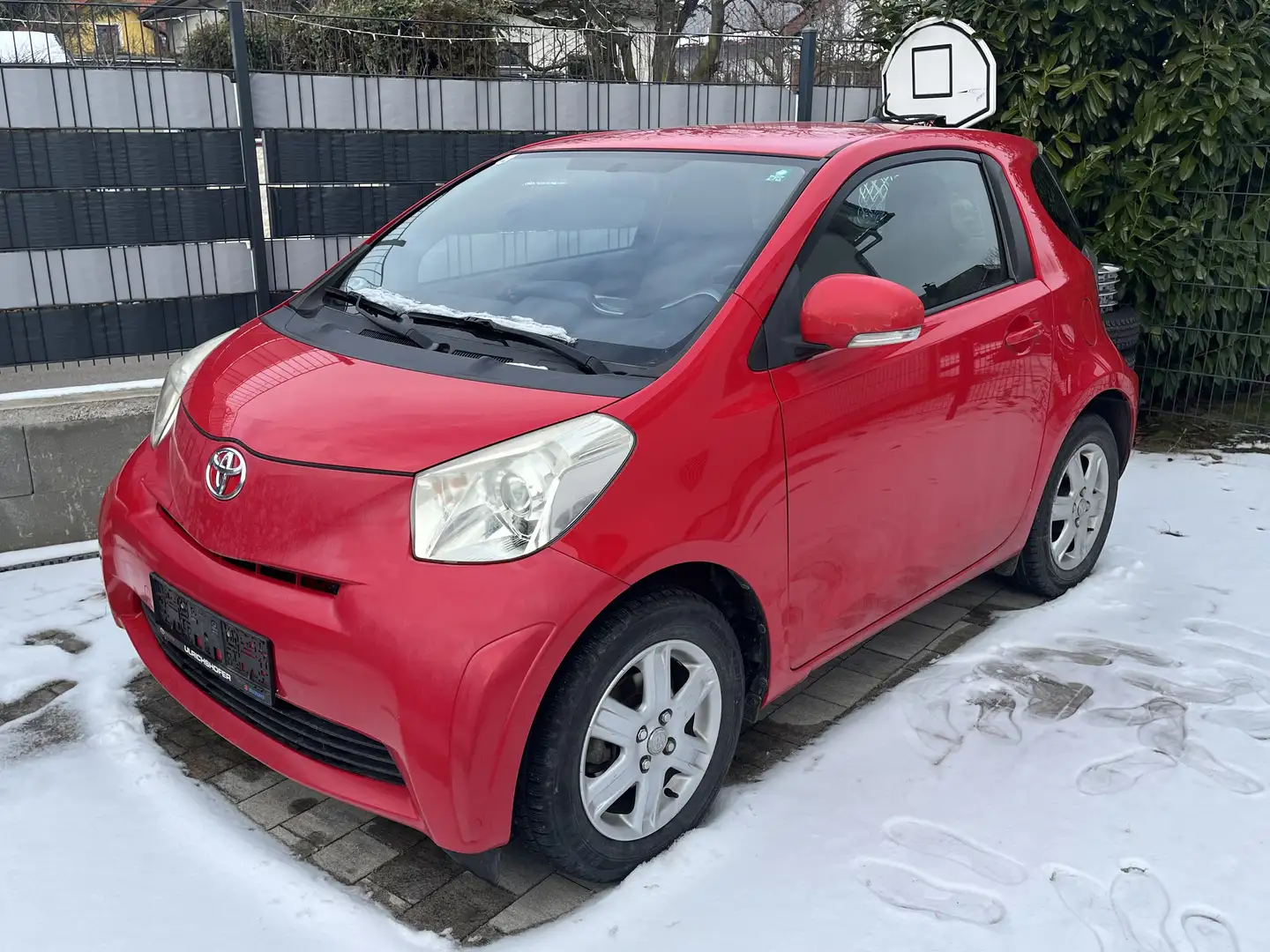 Toyota iQ ² 1,0 VVT-i Rot - 1
