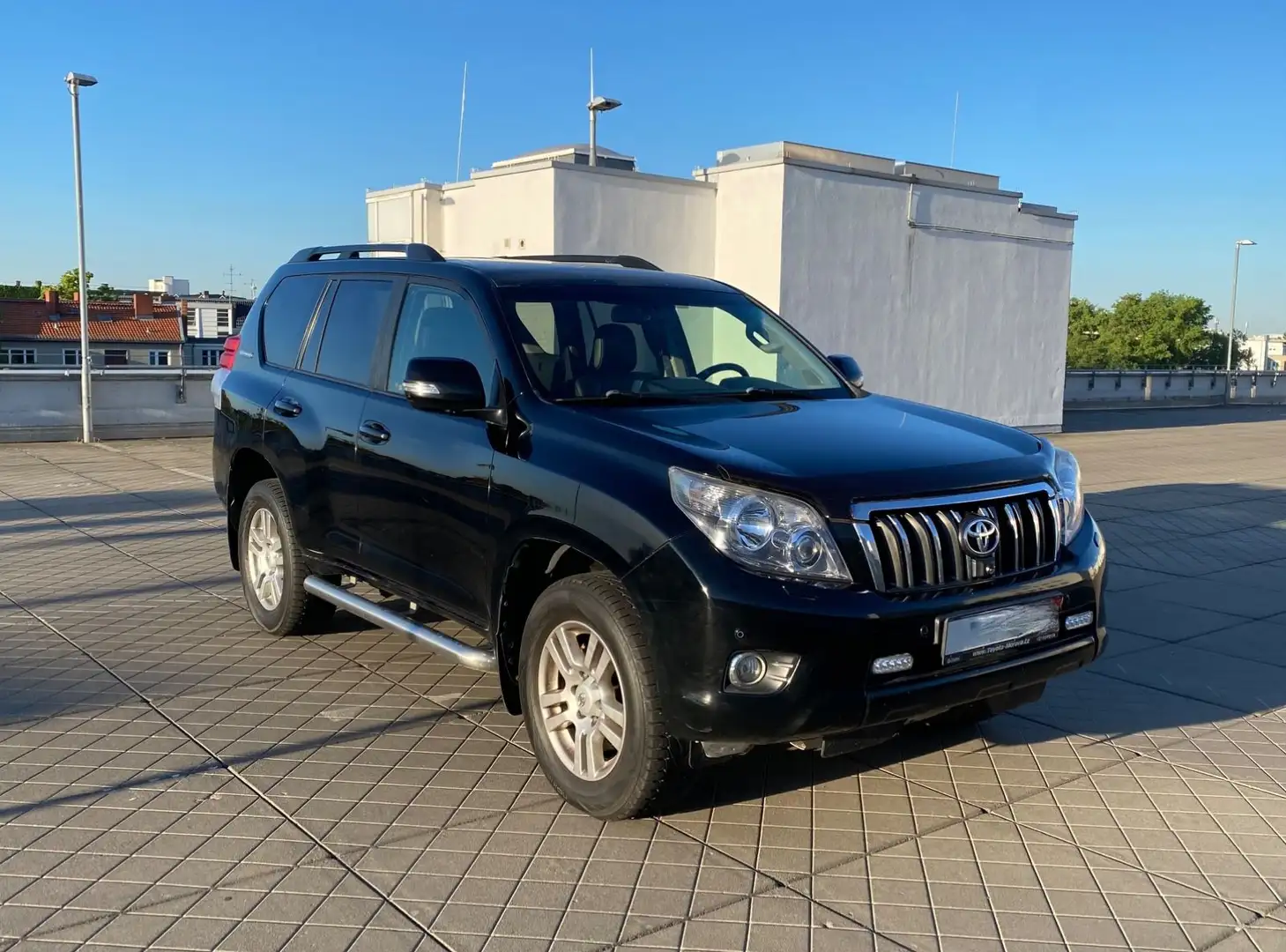 Toyota Land Cruiser 3.0 D-4D 60th AnniversaryAutom VOLL Black - 1