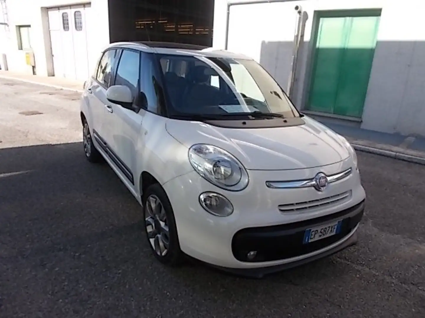 Fiat 500L 500L 0.9 t.air Lounge 105cv OK NEOPATENTATI Bianco - 2