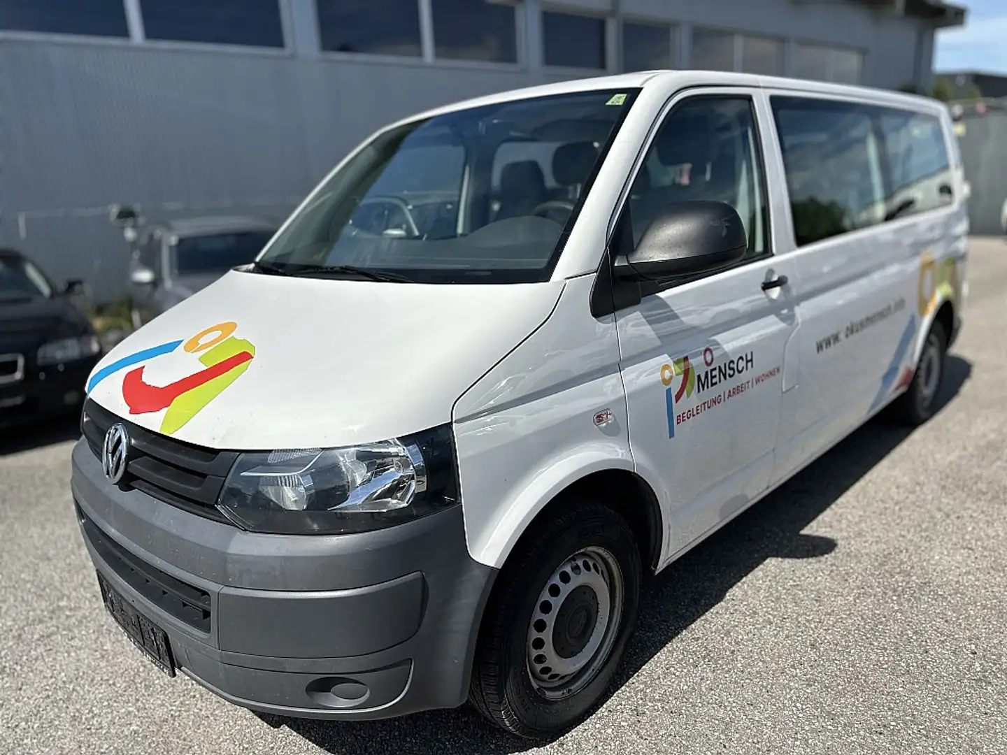 Volkswagen T5 Kombi 2,0 TDI D-PF Weiß - 1