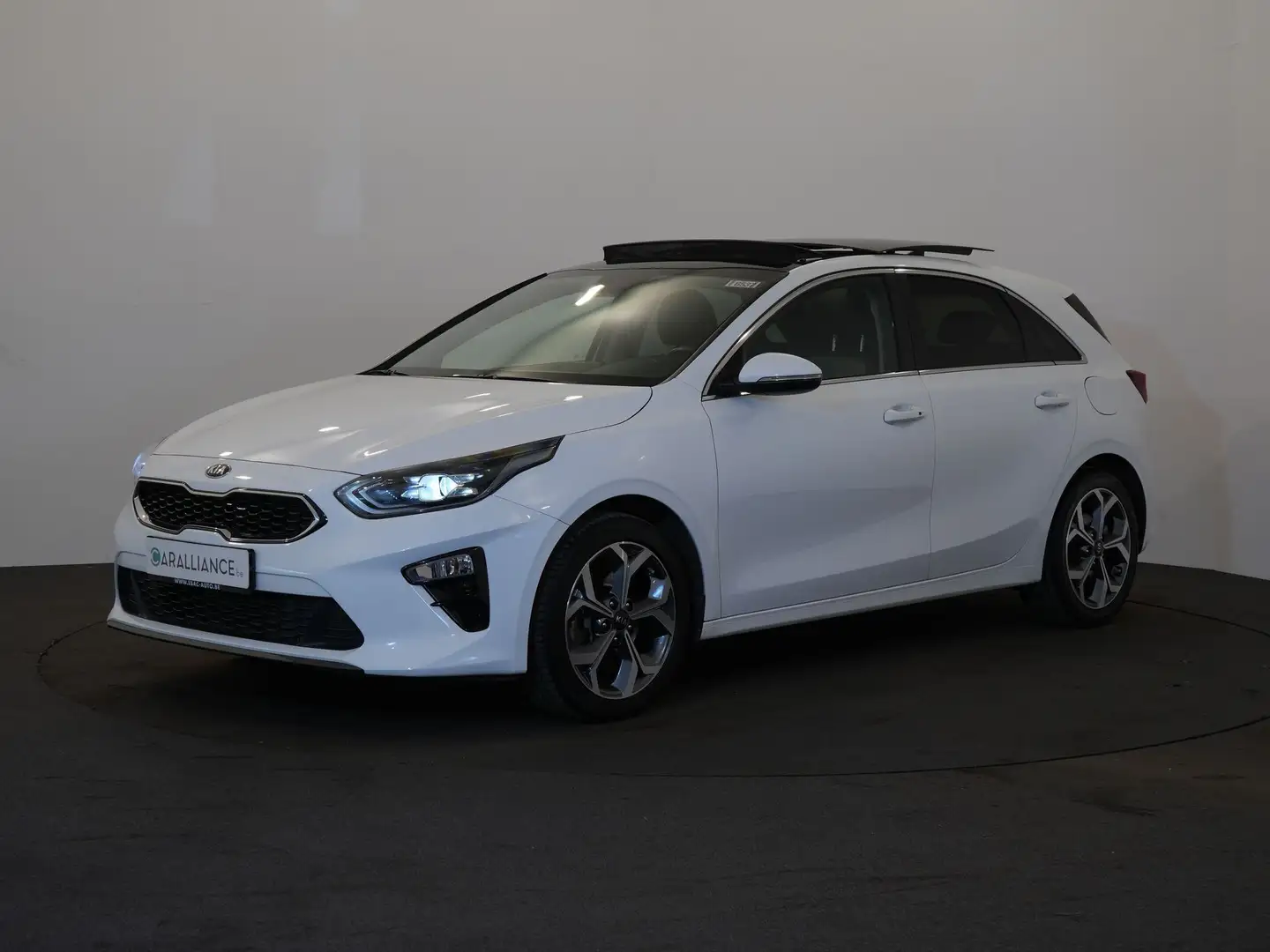Kia Ceed / cee'd MORE 1.0T-GDI| NAVI|Toit.Ouvrant|PANO|CAM|Bi-Zone|ATR Wit - 1