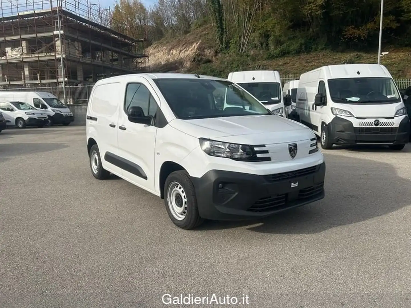 Peugeot Partner BlueHDi 100 S&S PC Furgone Bianco - 2
