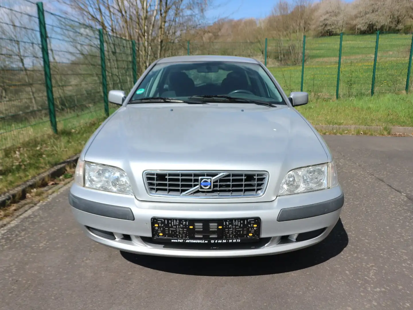 Volvo V40 1.6 Klima Gris - 2