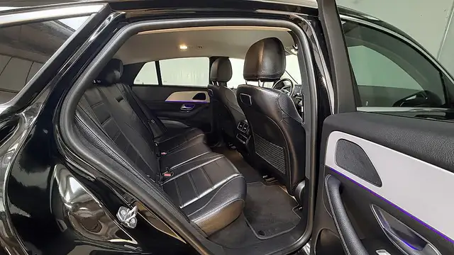 Mercedes-Benz Gle view 18