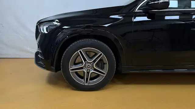 Mercedes-Benz Gle view 22