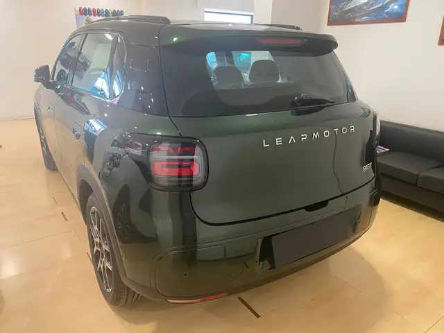 Leapmotor B03X view 6