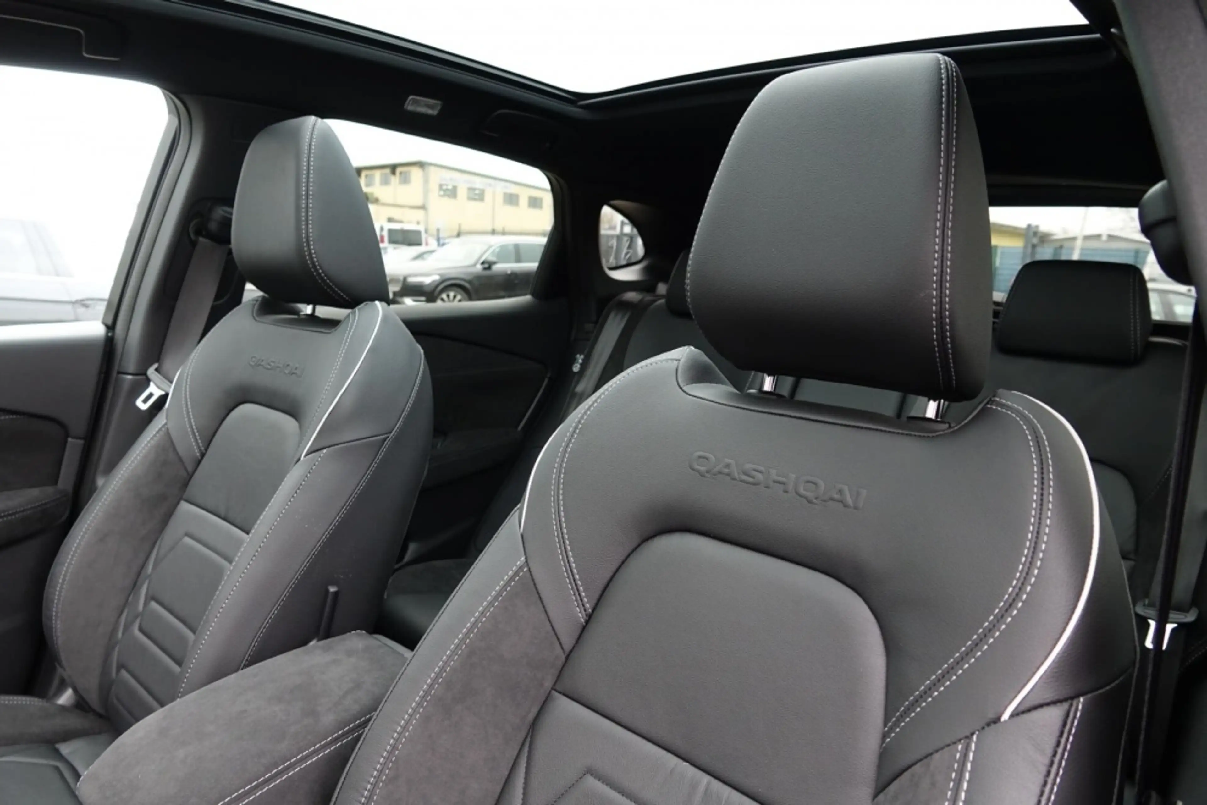 Nissan Qashqai N-Design Xtronic Panoramadach! +AHK! — photo 10