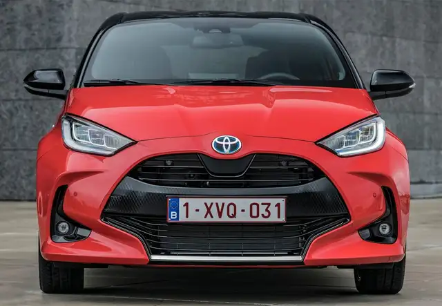 Toyota Yaris 120H 1.5 Business Plus
