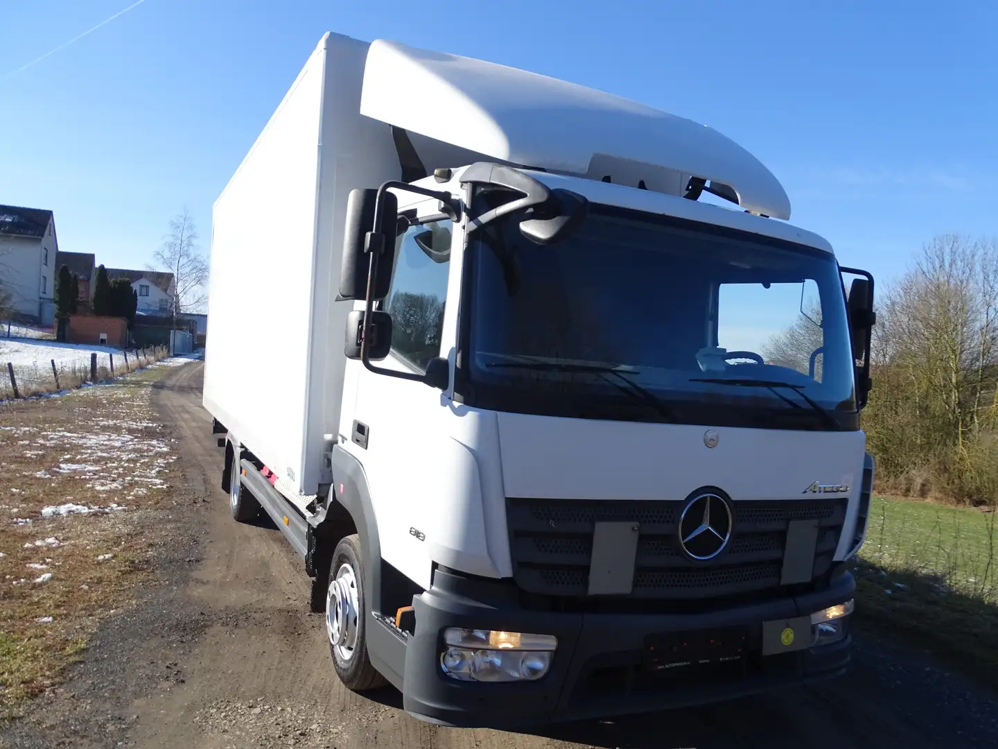 Mercedes-Benz Atego Koffer 818 Weiß - 2