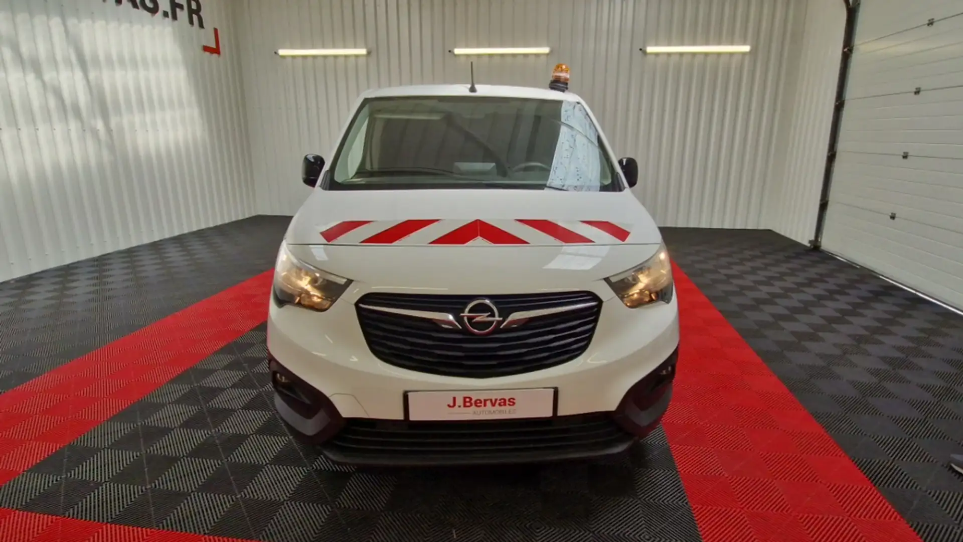 Opel Combo 1.5 100 CH S/S L1H1 BVM5 STANDARD PACK CLIM Blanc - 2