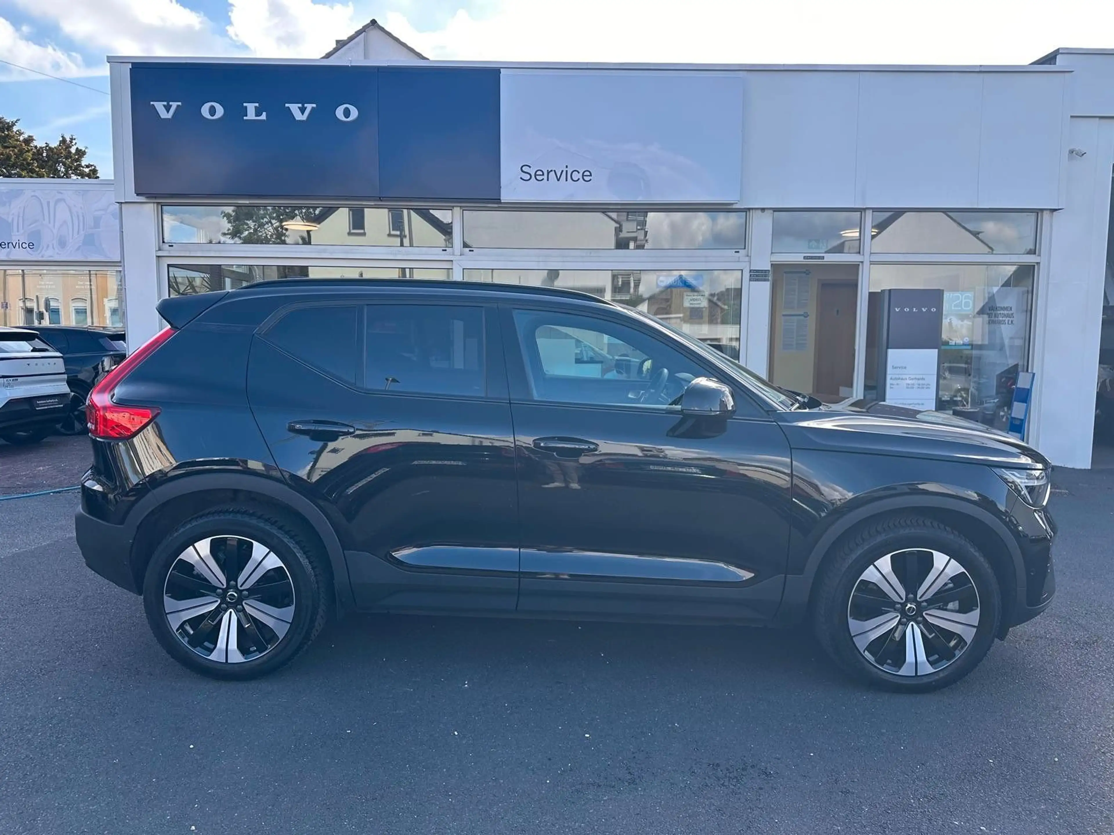 Volvo XC40 FWD Ultimate Pure Electric Pano,360°,BLIS — photo 6