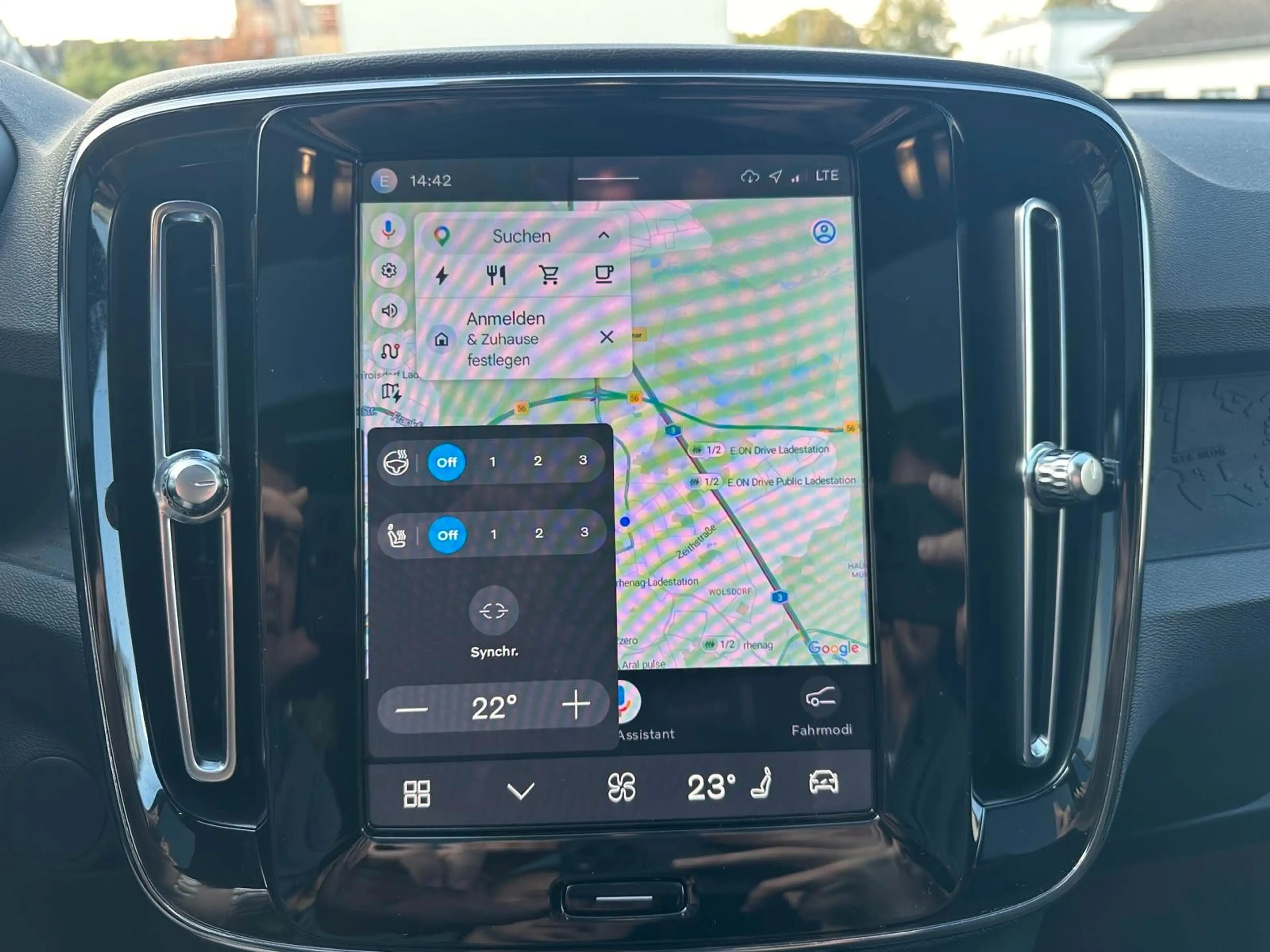 Volvo XC40 FWD Ultimate Pure Electric Pano,360°,BLIS — photo 22