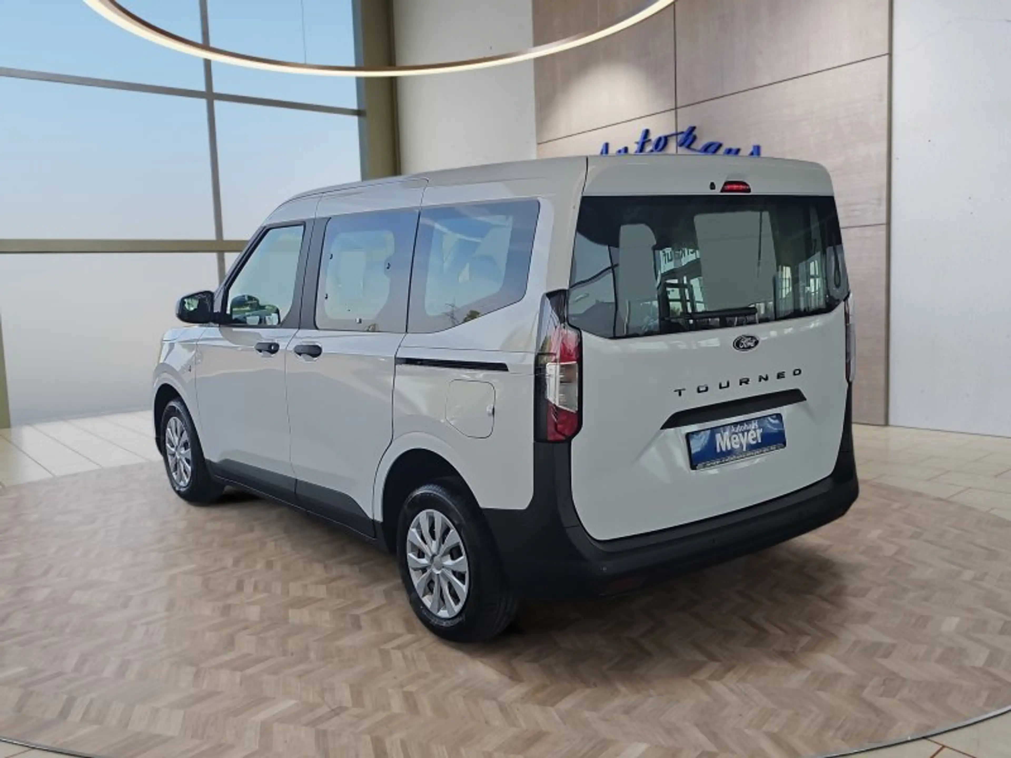 Ford Tourneo Courier 1.0 125PS 5*J.Gar/Winterp/Pdc/Klima    ** — photo 3