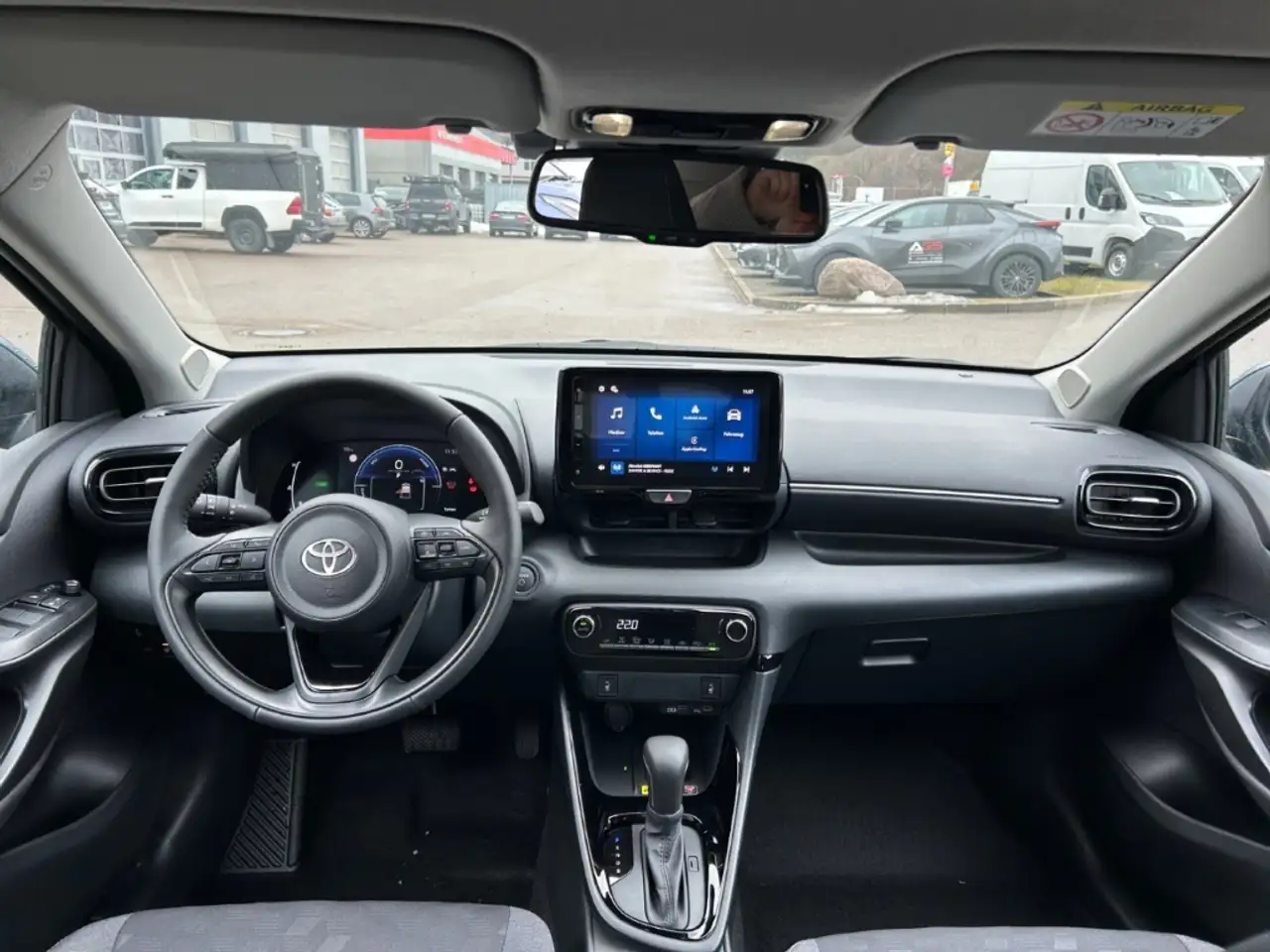 Toyota Yaris Hybrid 1,5L Teamplayer Safety + Comfort Paket 14