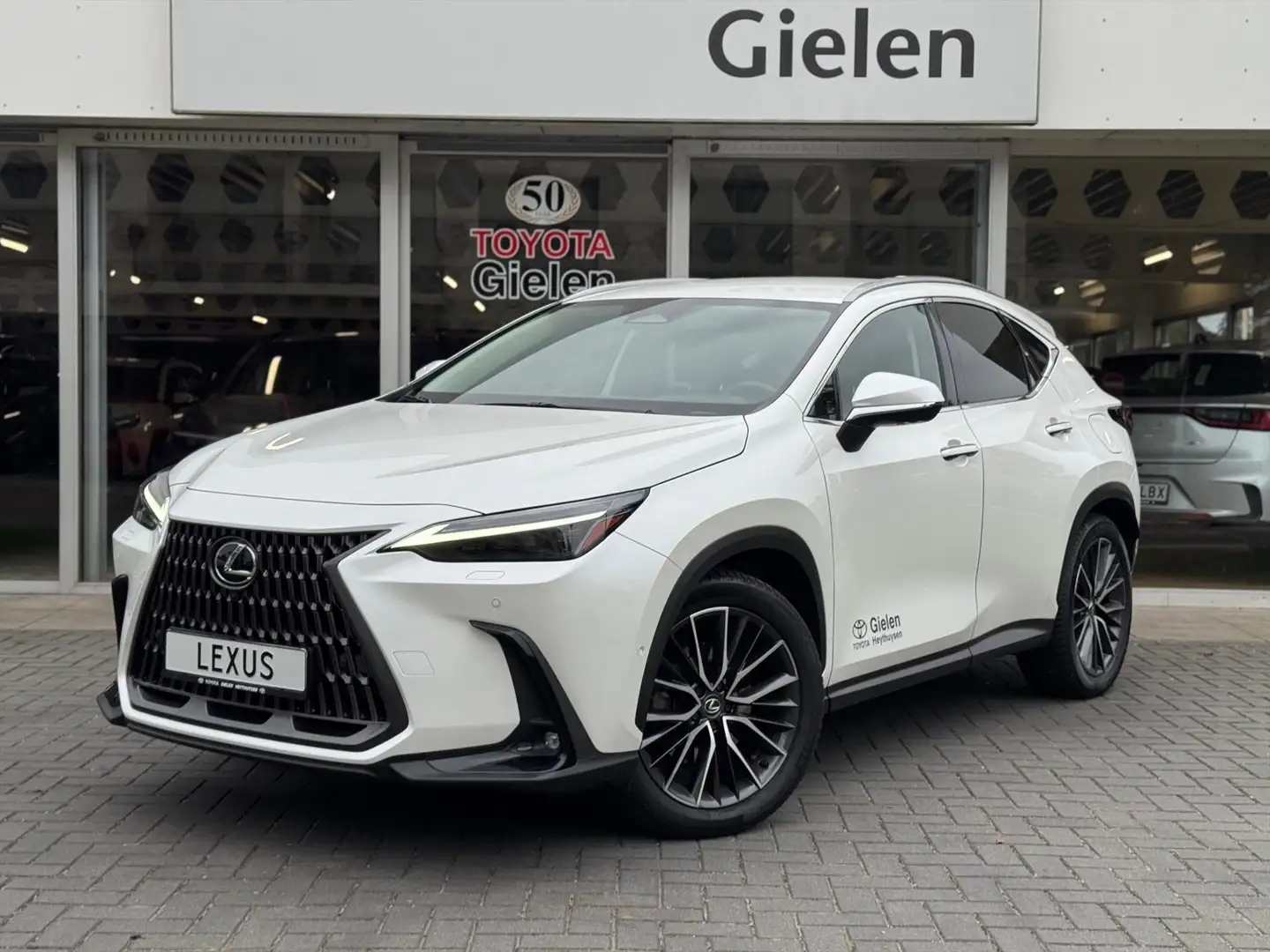 Lexus NX 450h+ AWD President Line | Trekhaak, Mark Levinson, Gehe Blanc - 1
