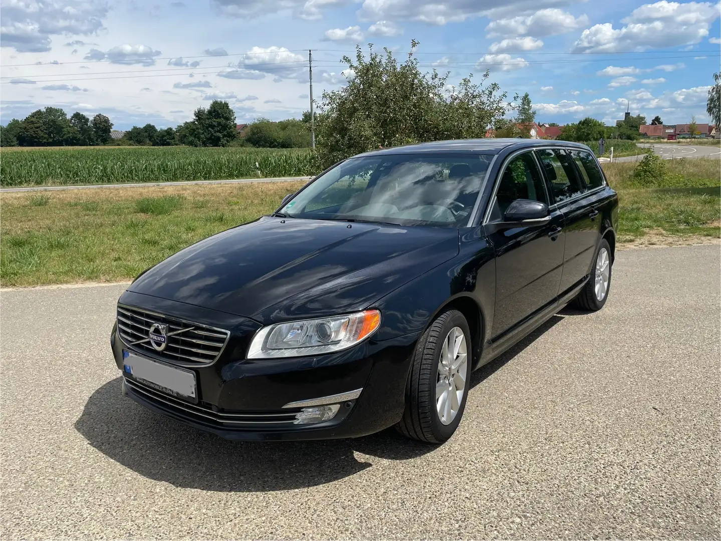 Volvo V70 D4 Geartronic Summum - 1