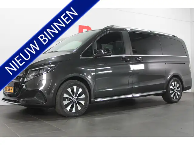 Mercedes-Benz EQV 300 L2 Avantgarde 90 kWh 7 pers. - Luchtvering - AMG -