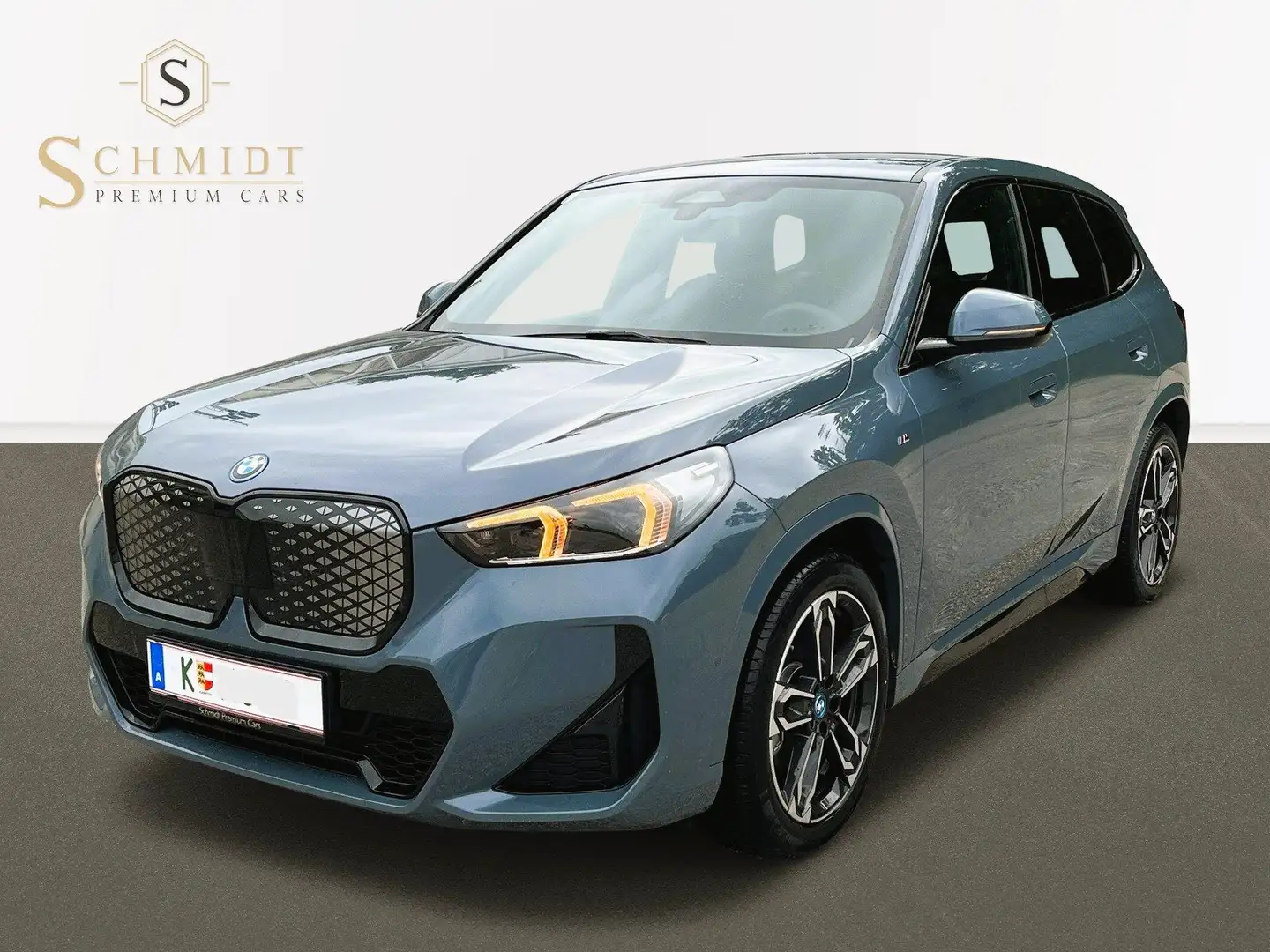 BMW iX1 eDrive20  M SPORTPAKET Grau - 2