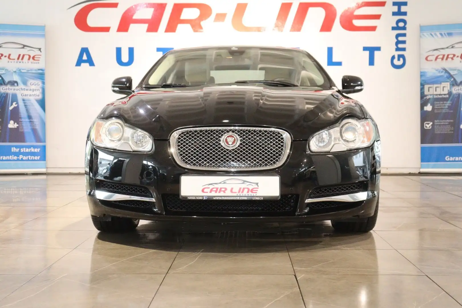 Jaguar XF 3.0 V6 Diesel Luxury *Automatik*Navi*Leder* Schwarz - 2