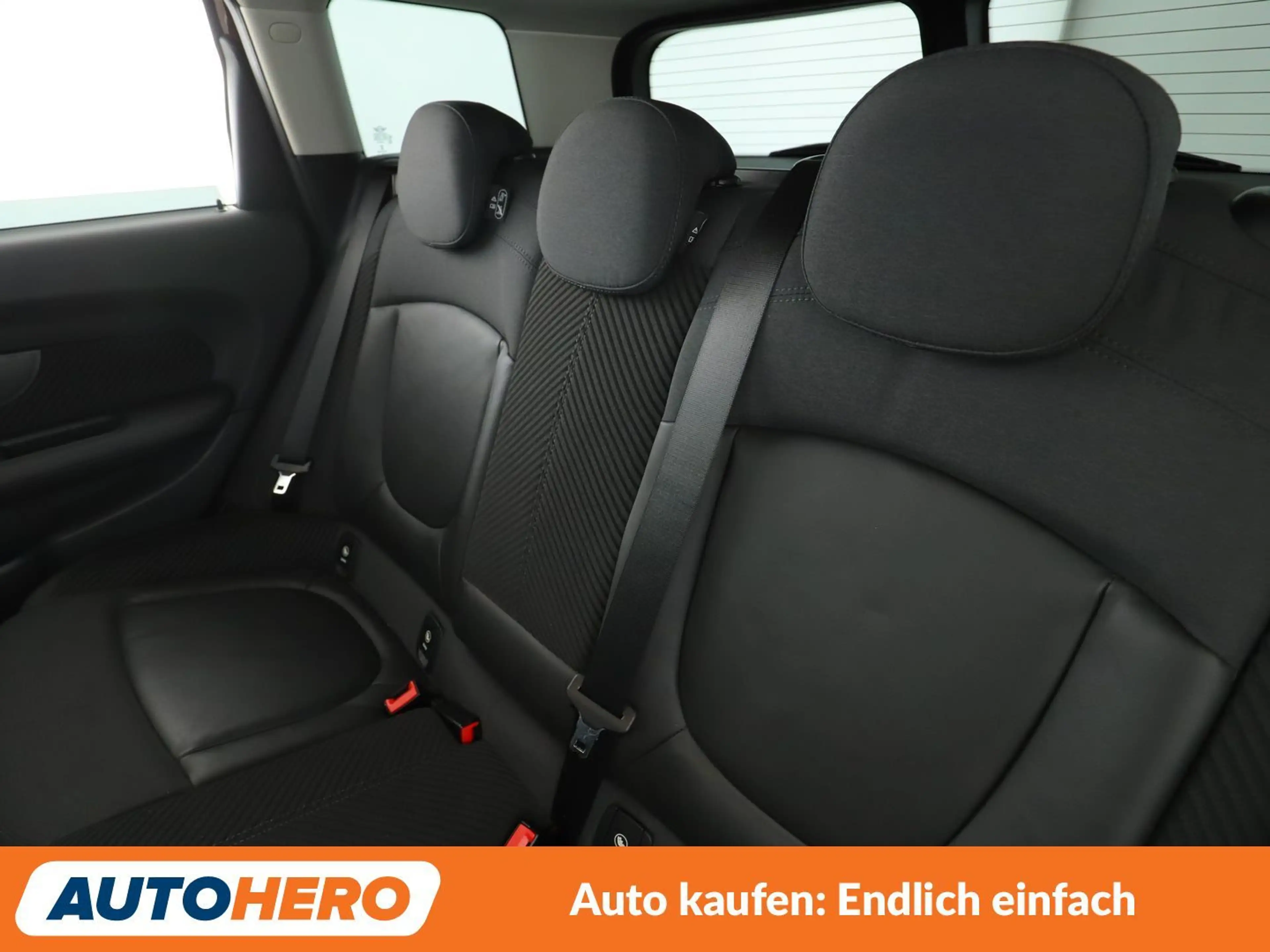 MINI One D Clubman One D *LED*PDC*TEMPO*ALU*KLIMA* — photo 14