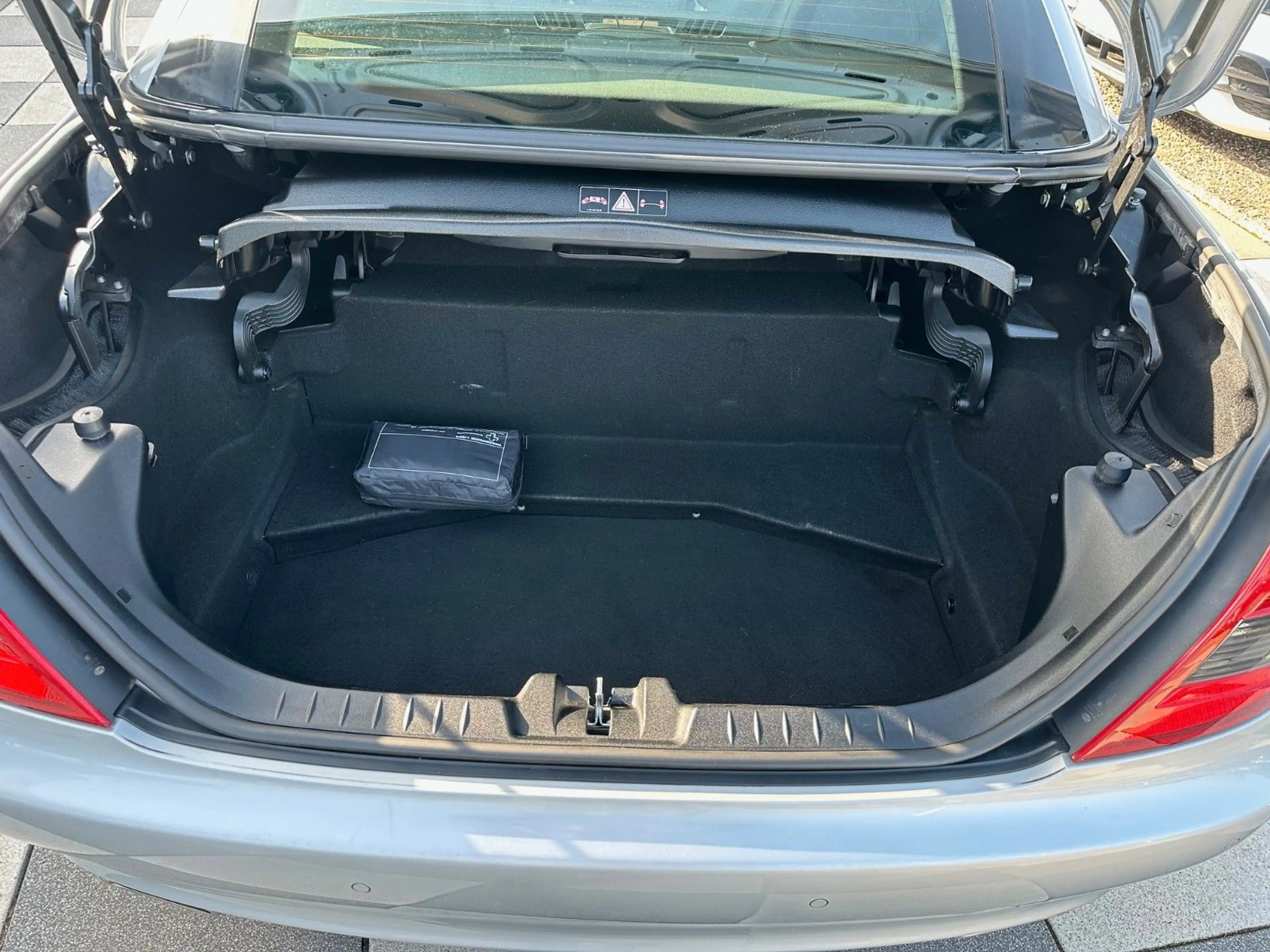 Mercedes-Benz SLK 300 Airscarf,Navi,Scheckheft,2,Han seit 2014 — photo 13