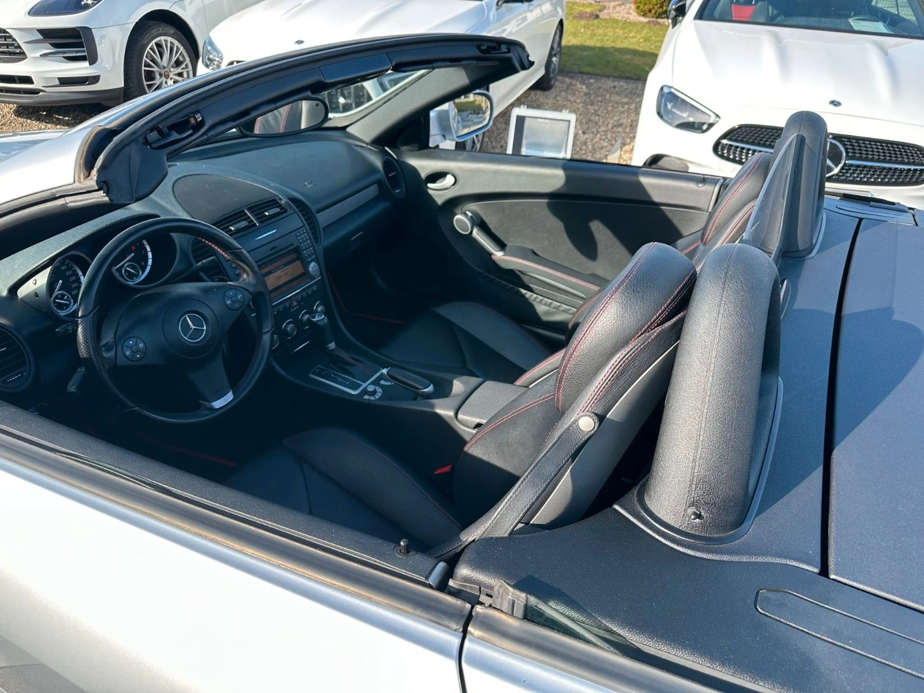 Mercedes-Benz SLK 300 Airscarf,Navi,Scheckheft,2,Han seit 2014 — photo 12