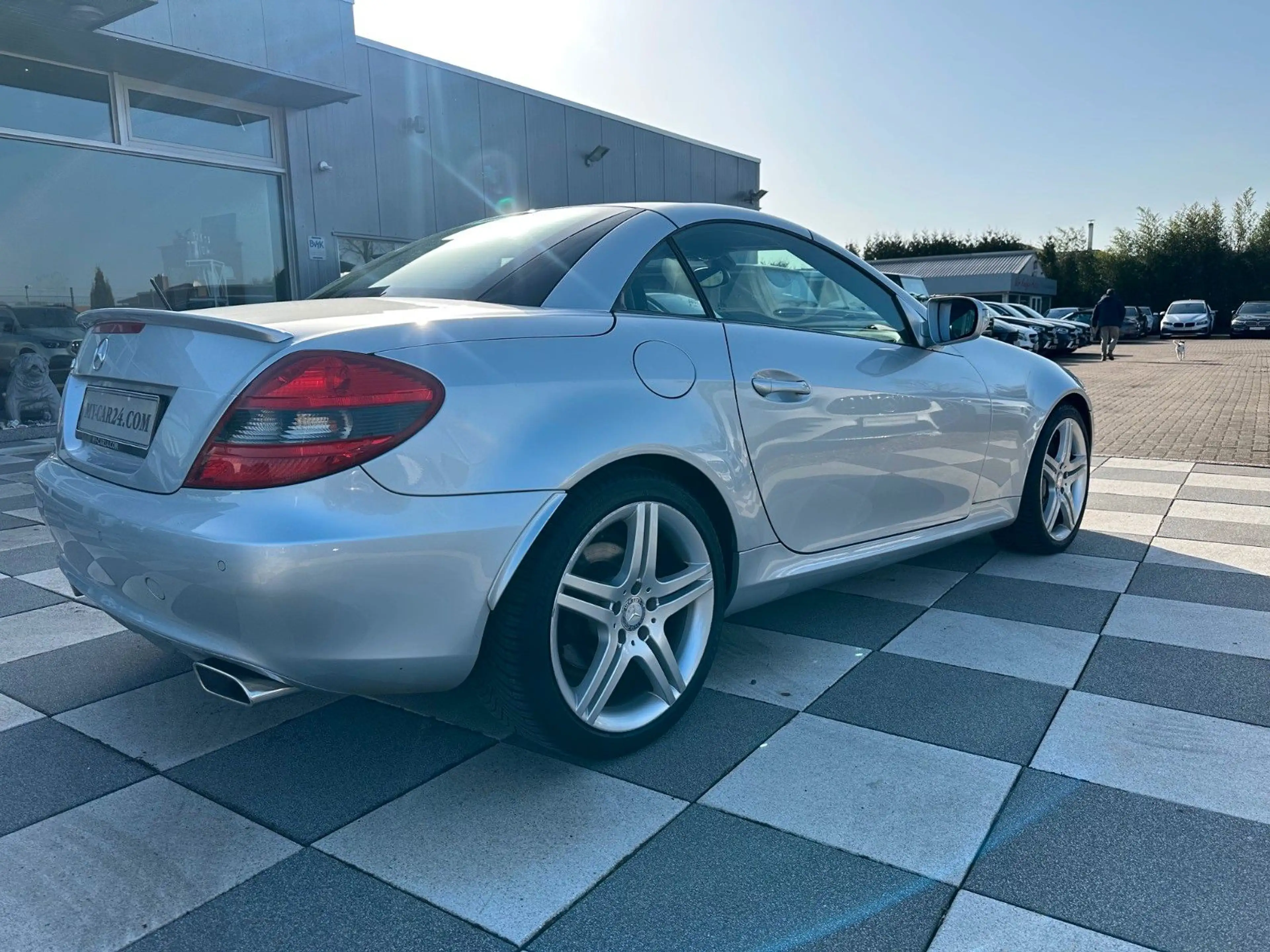 Mercedes-Benz SLK 300 Airscarf,Navi,Scheckheft,2,Han seit 2014 — photo 4