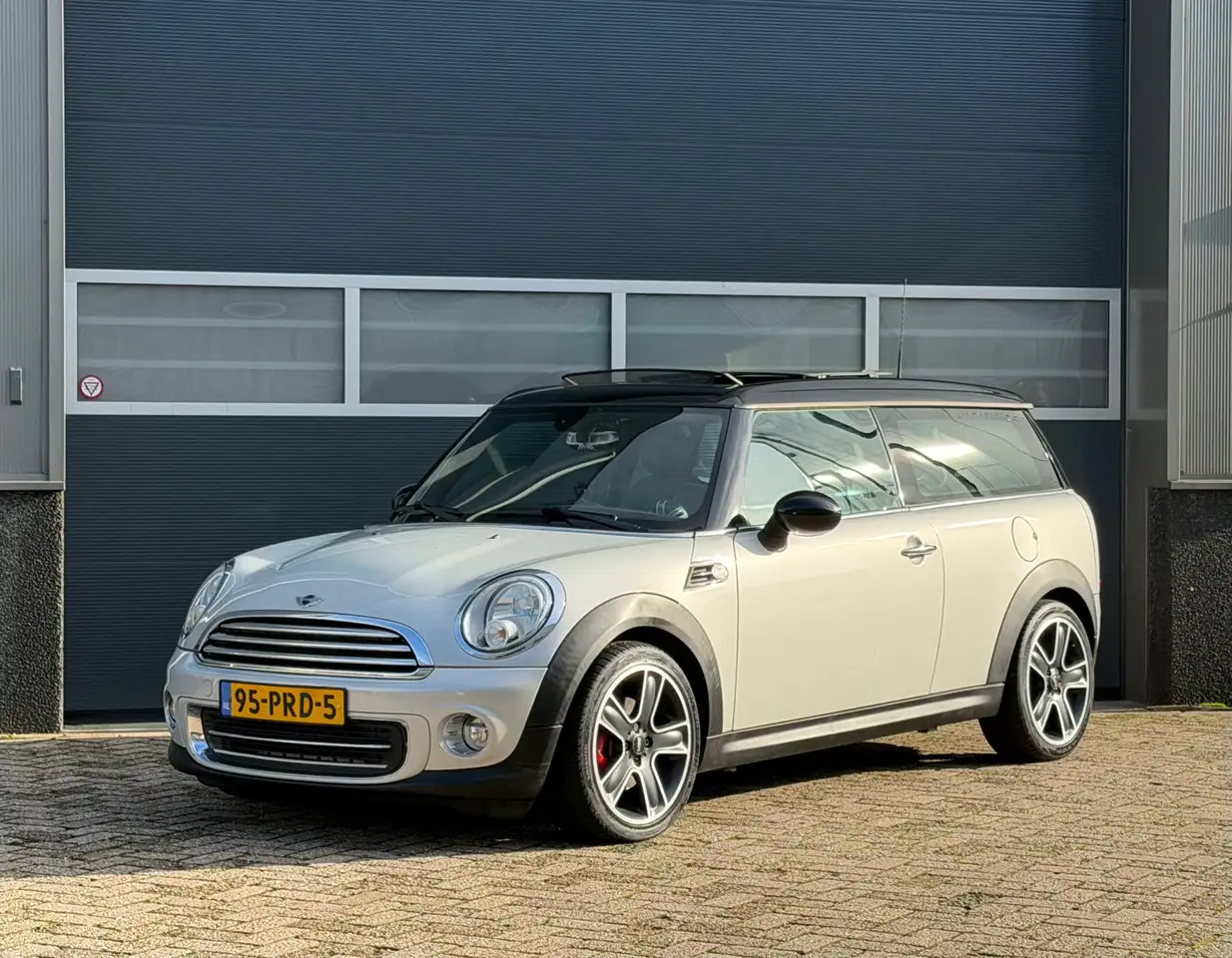 MINI Cooper Clubman