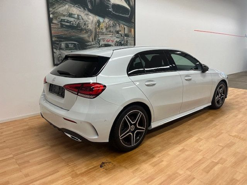 Mercedes-Benz A 200 AMG-Line Multibeam Burmester Memory — photo 2