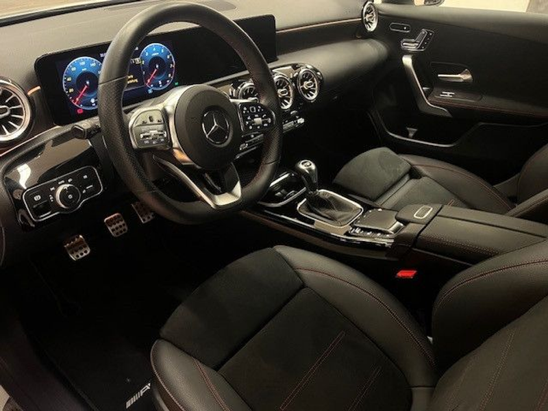 Mercedes-Benz A 200 AMG-Line Multibeam Burmester Memory — photo 3