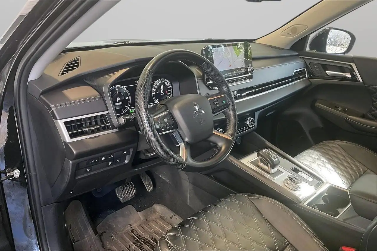Mitsubishi Outlander fotografie Mitsubishi Outlander