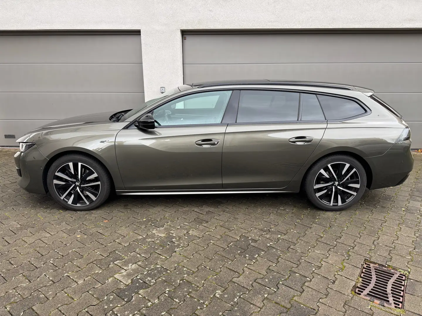 Peugeot 508 GT*ACC*Keyless*Pano*360* Gris - 2
