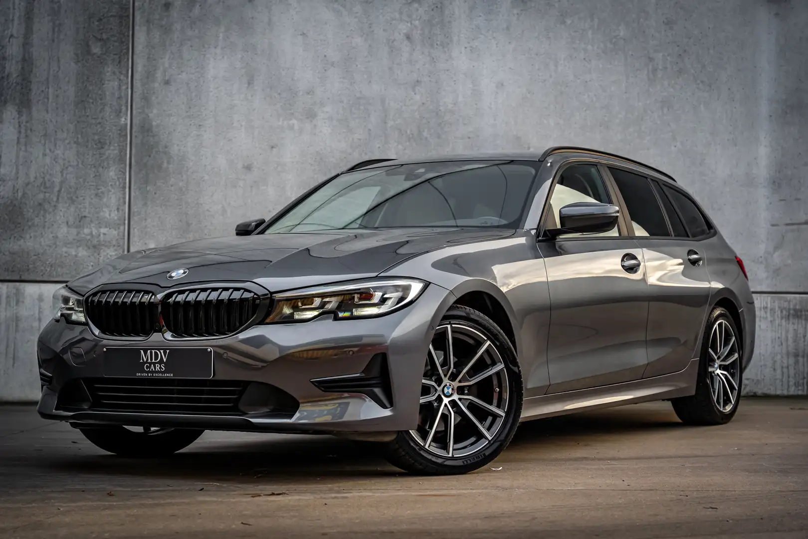 BMW 320 Sportlook Gris - 1