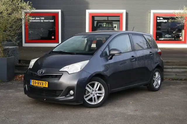Toyota Verso-S 1.3 VVT-i Dynamic