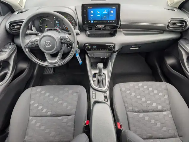 Mazda Mazda2 view 14