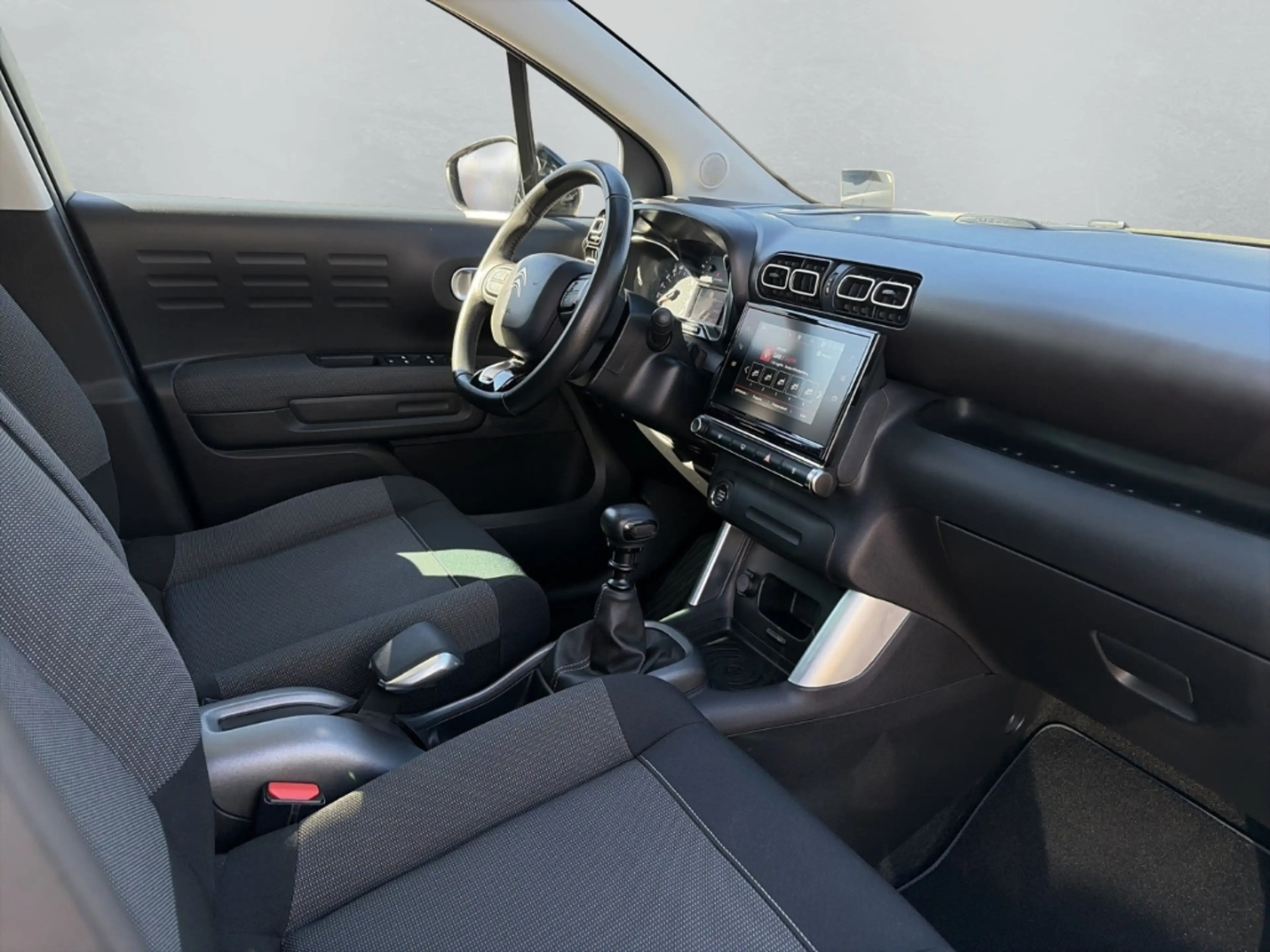 Citroen C3 Aircross Shine HUD Navi Apple CarPlay Android Auto DAB — photo 14