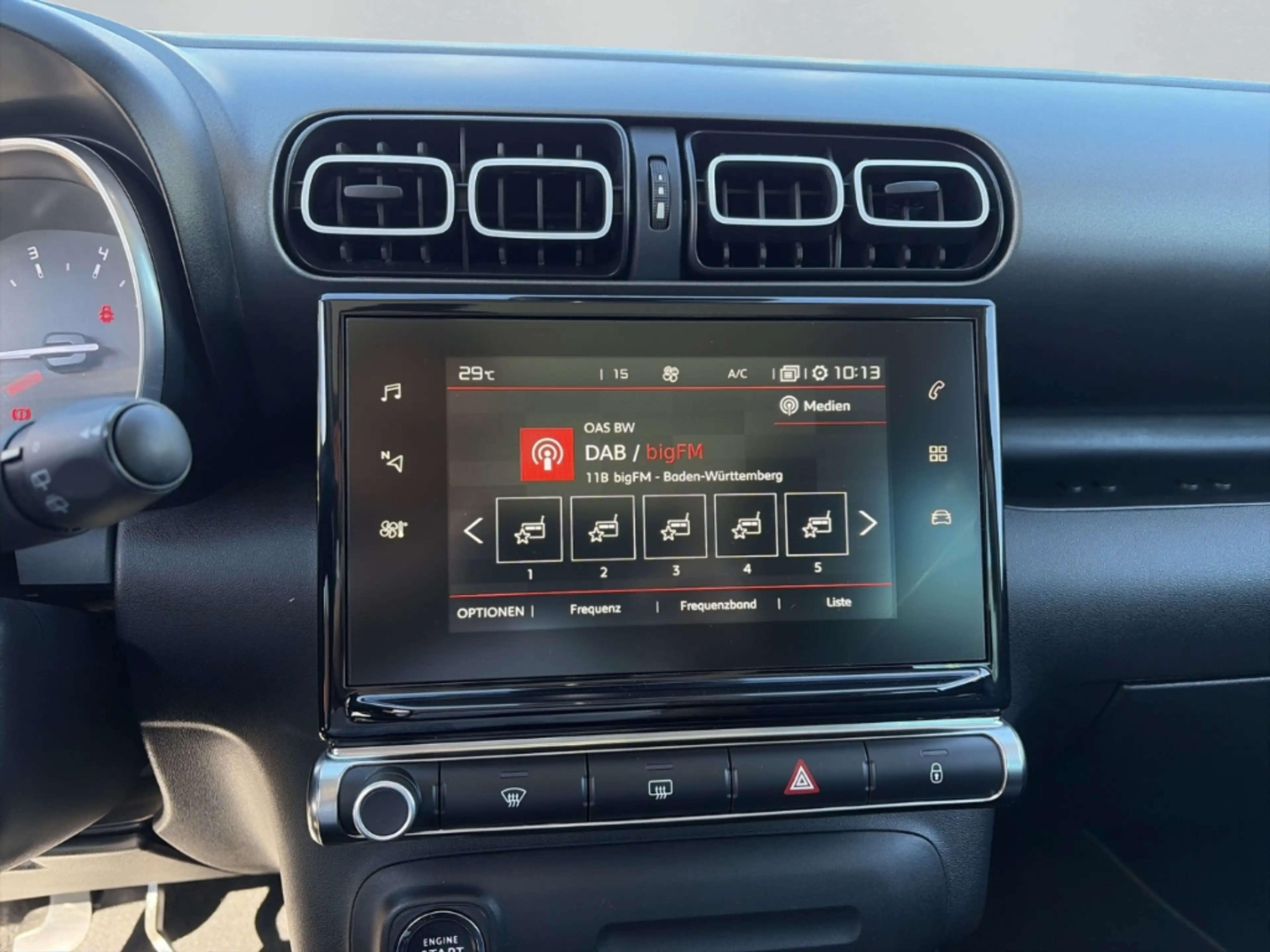 Citroen C3 Aircross Shine HUD Navi Apple CarPlay Android Auto DAB — photo 12
