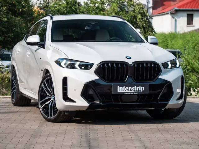 BMW X6 view 3
